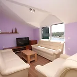 アパート By The Sea Basina, Hvar - 8754