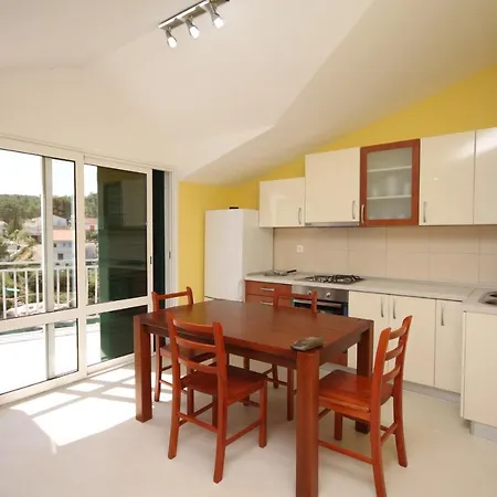 By The Sea Basina, Hvar - 8754 Apartment Vrbanj
